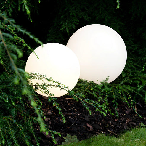 Luz esférica para jardín